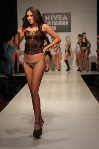 27 Samra M.