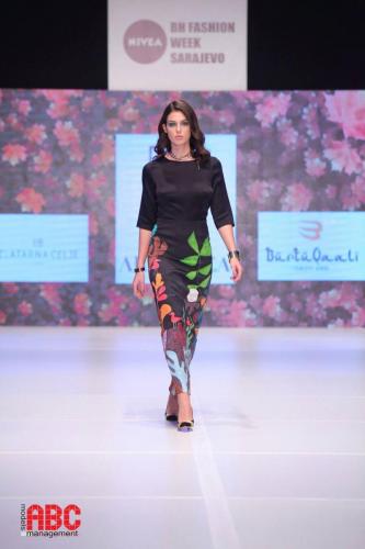 41 BH FW SA ART BY TEA