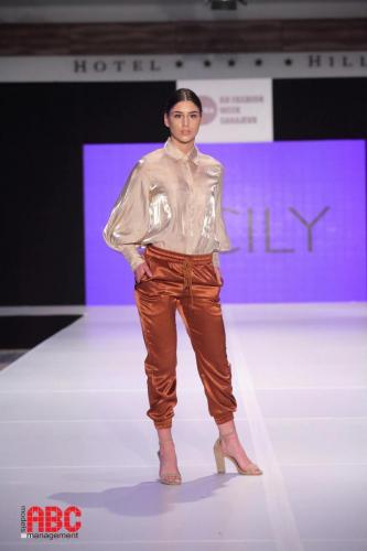 41 BH FW SA CECILY